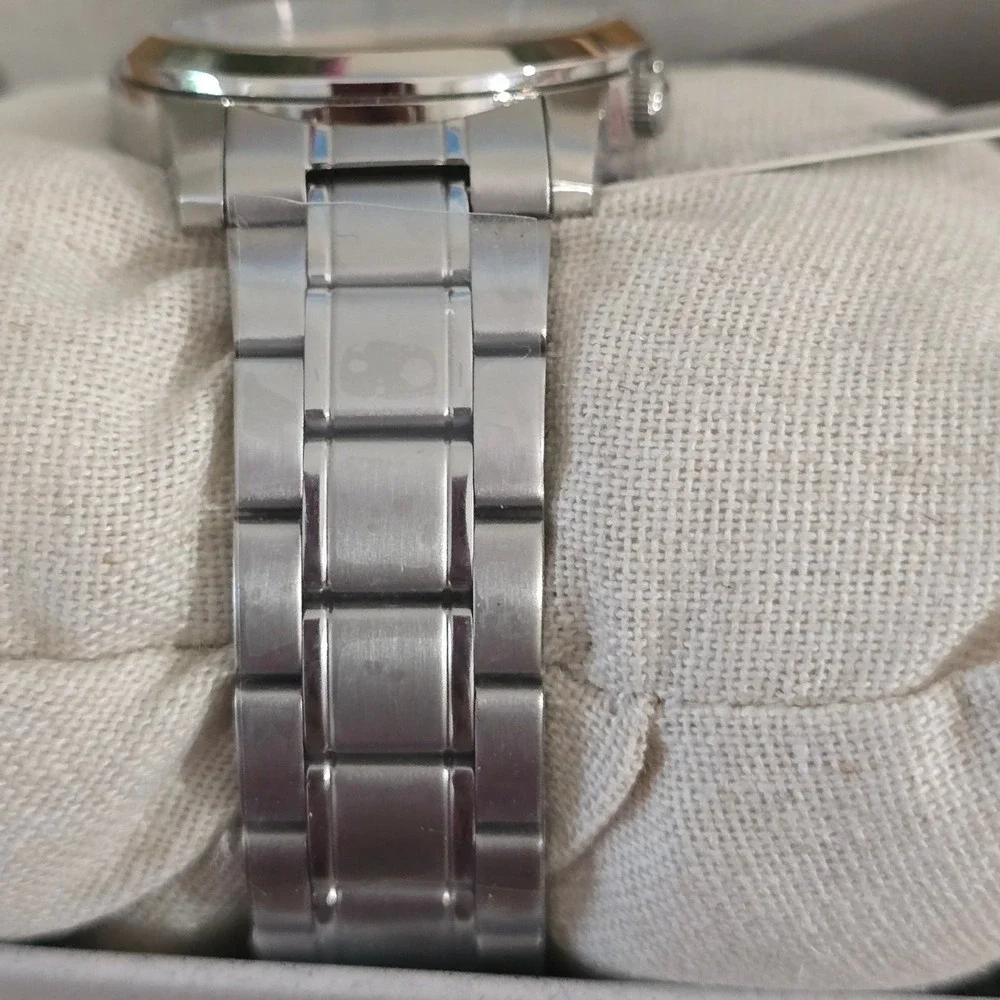 Seiko 5 SNKE49K1 39mm Automatic Watch White Dial Day Date 21 Jewels Box Office